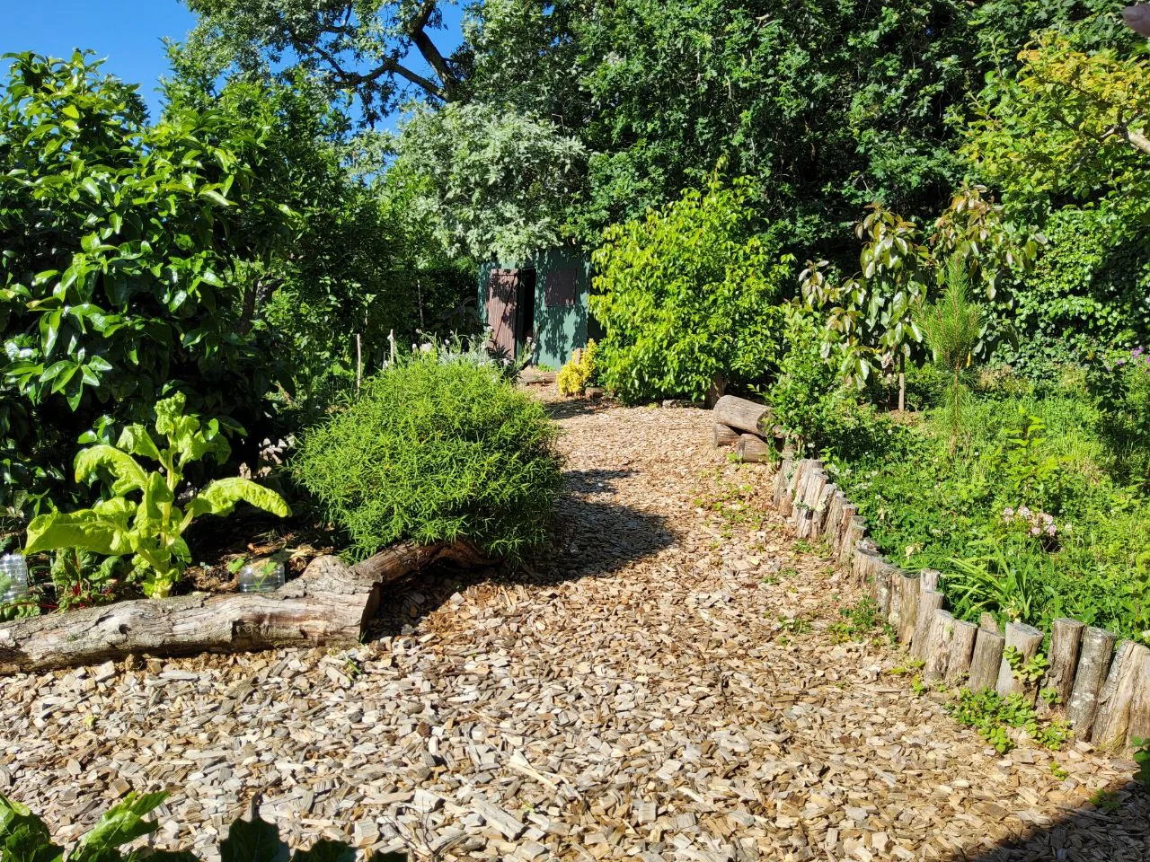 Jardín regenerativo · Oleiros (A Coruña)